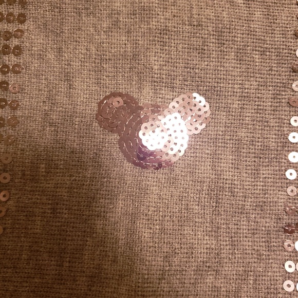 Scarf - Picture 2 of 3